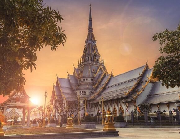 Dome Story Resort by Week Ends Stay at Malvandi Lake, Lonavala